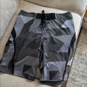 Maui and Sons Black and Gray Geometric Board Shorts